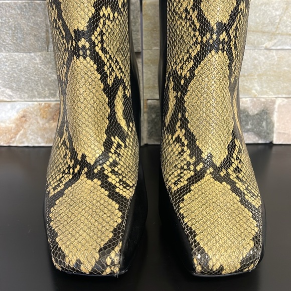 Jimmy Choo Mabyn 85 Leather Heeled Knee-High Boots - Picture 14 of 17